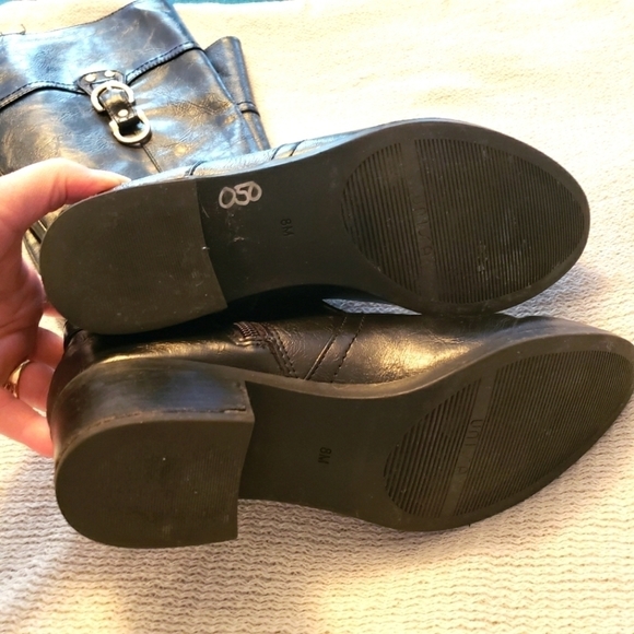 Unisa equestrian black vegan leather boots with goldtone buckles stacked heel - Picture 4 of 8